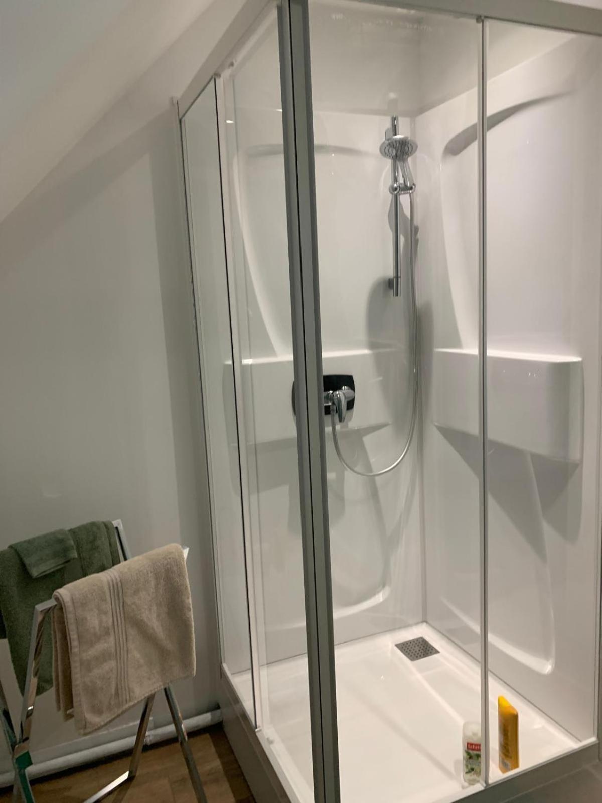 Les 3 Chambres De Christelle & Gilbert Margon  Ngoại thất bức ảnh